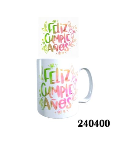 Taza frase feliz cumpleaños hojas