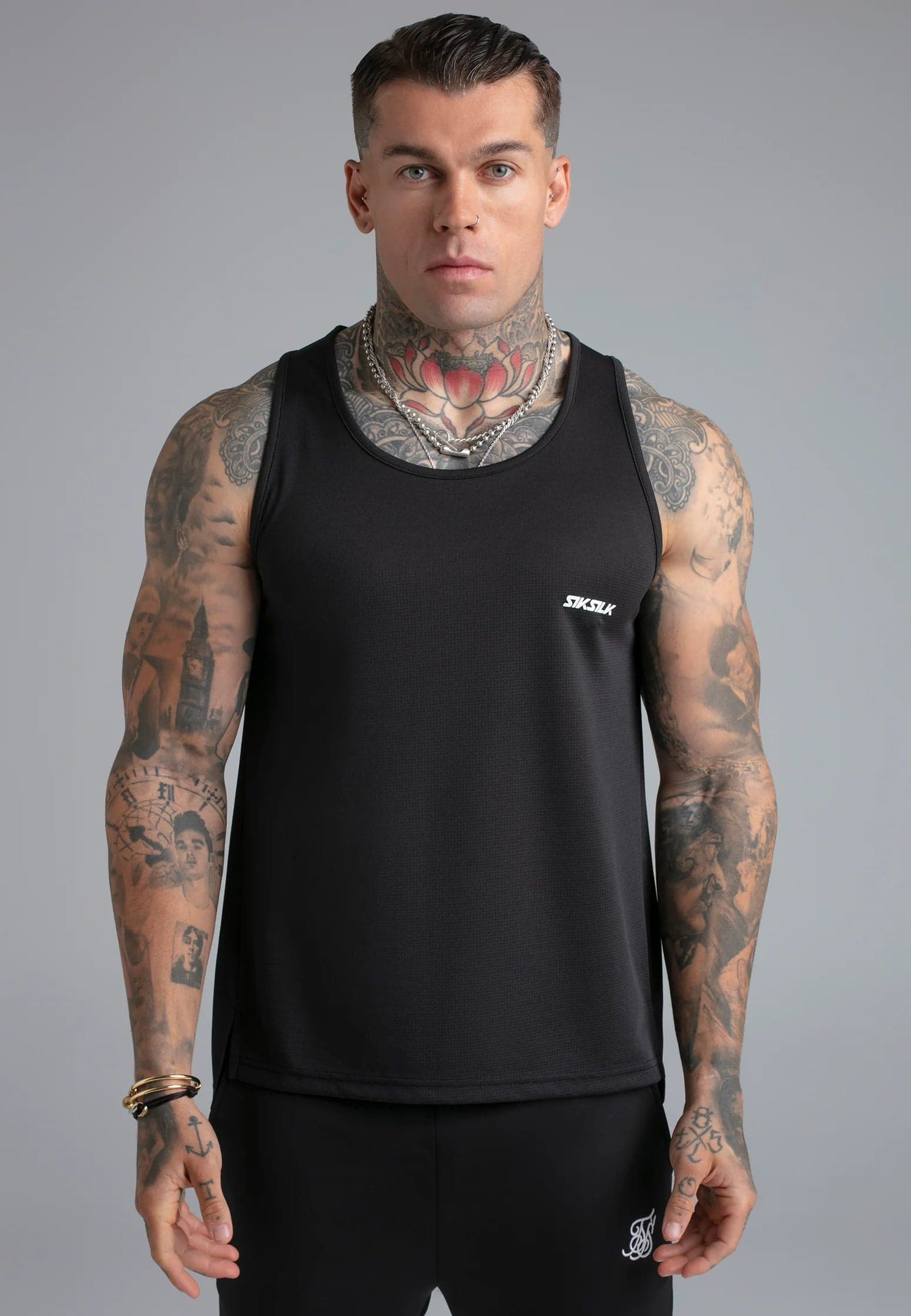 Chaleco Negro con Logo